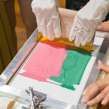 Screen Printing for E-Commerce: 5 Reasons It’s a Game-Changer for Custom Products